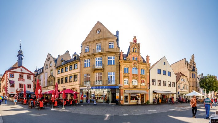 Marktplatz Bad Kissingen © Sina Ettmer - stock.adobe.com