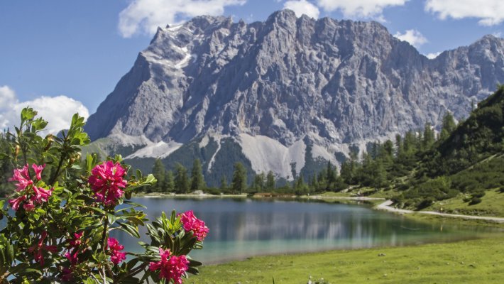 Seebensee mit  Zugspitze © Christa Eder-fotolia.com